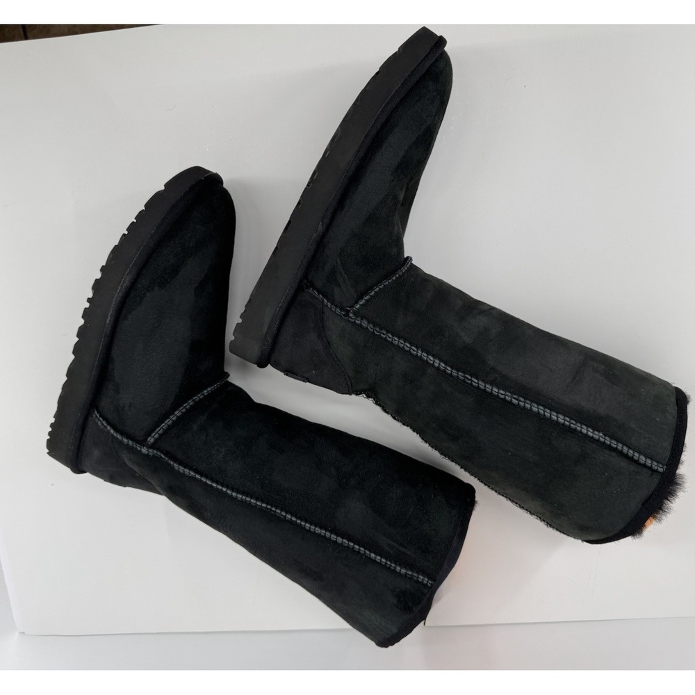 UGG Classic Tall Braid Black Sheepskin Boots Cozy Shearling Lined Winter Women 8 - Picture 5 of 14
